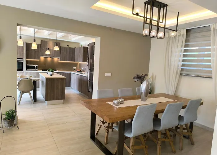 Luxury Matzourana With Private Pool *