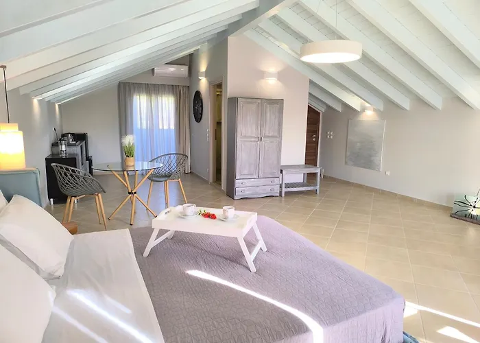 Villa Luxury Matzourana With Private Pool *