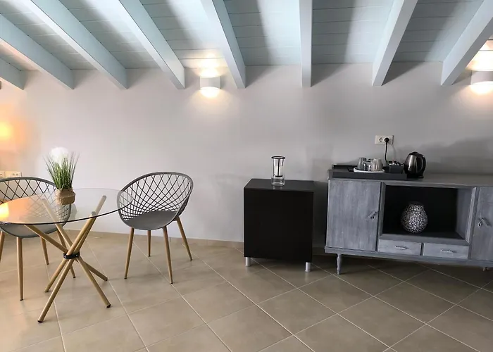 Villa Luxury Matzourana With Private Pool