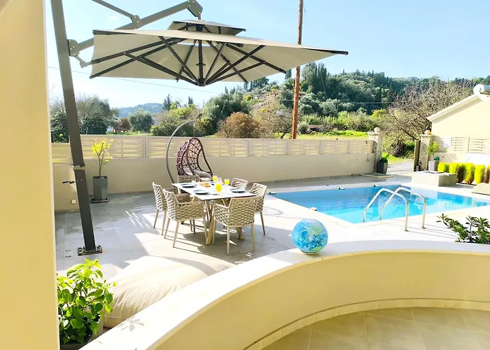 Villa Luxury Matzourana With Private Pool Sidárion