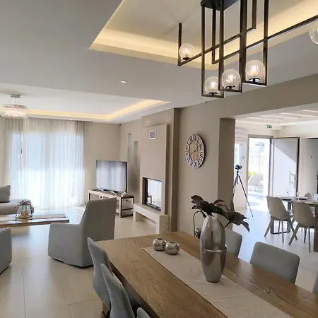 فيلة Luxury Matzourana With Private Pool *
