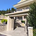 וילה Luxury Matzourana With Private Pool