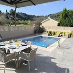 וילה Luxury Matzourana With Private Pool סידריון