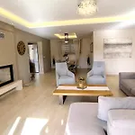 Luxury Matzourana With Private Pool וילה סידריון