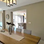 Luxury Matzourana With Private Pool סידריון