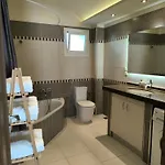 Luxury Matzourana With Private Pool וילה סידריון