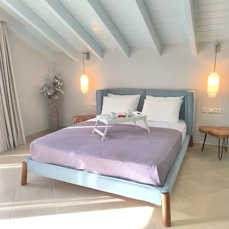 Luxury Matzourana With Private Pool Villa *