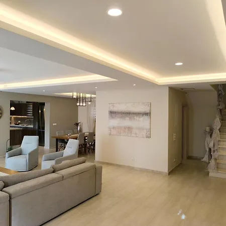 Luxury Matzourana With Private Pool