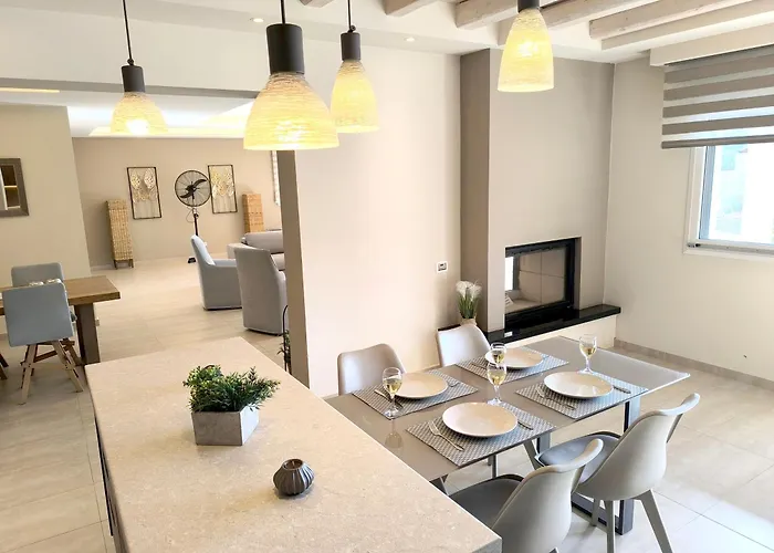 Вилла Luxury Matzourana With Private Pool Сидарион