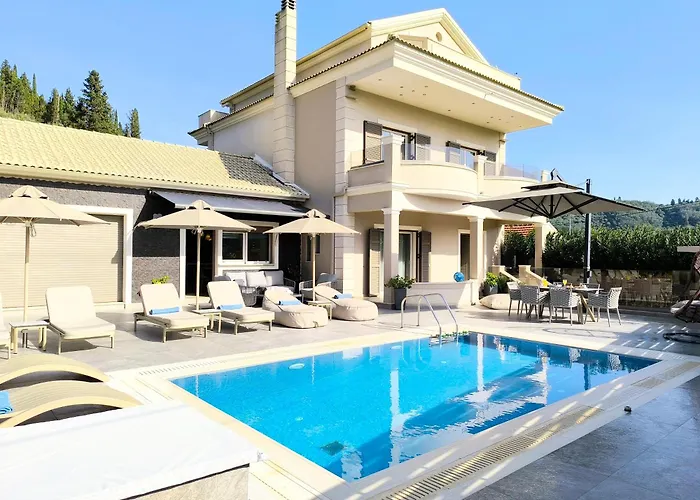 Villa Luxury Matzourana With Private Pool *