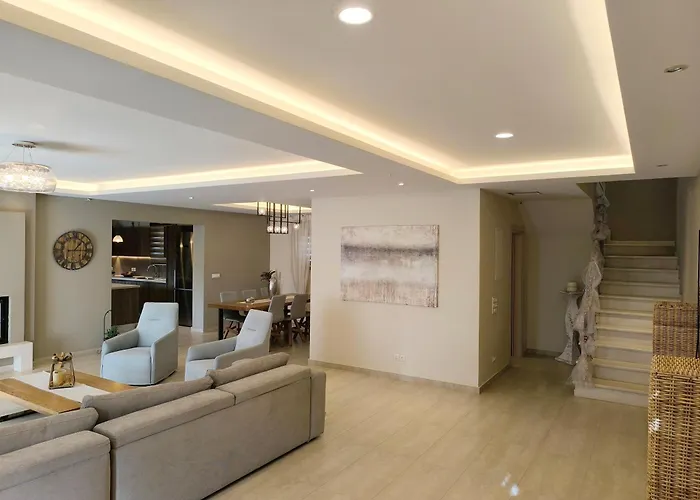 Luxury Matzourana With Private Pool