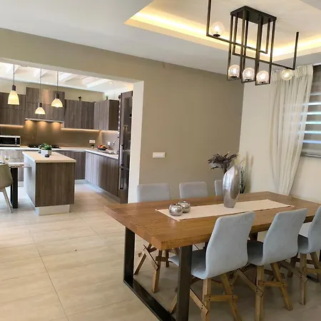 Luxury Matzourana With Private Pool *